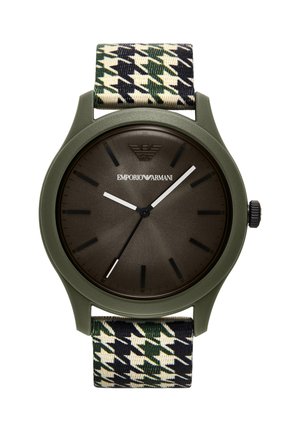 Orologio Emporio Armani rotondo verde scuro con quadrante nero, lancette bianche di ore e minuti e cinturino in tessuto pied de poule verde, nero e bianco.