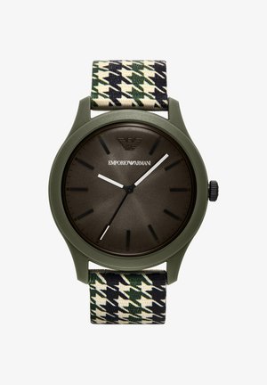 Orologio Emporio Armani rotondo verde scuro con quadrante nero, lancette bianche di ore e minuti e cinturino in tessuto pied de poule verde, nero e bianco.