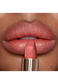 Charlotte Tilbury MATTE REVOLUTION - Setting spray & powder - mrs kisses