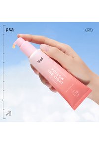 PSA FOLLOW THE LIGHT MULTI ACIDS & VITAMIN C RADIANCE PEEL - Maschera viso