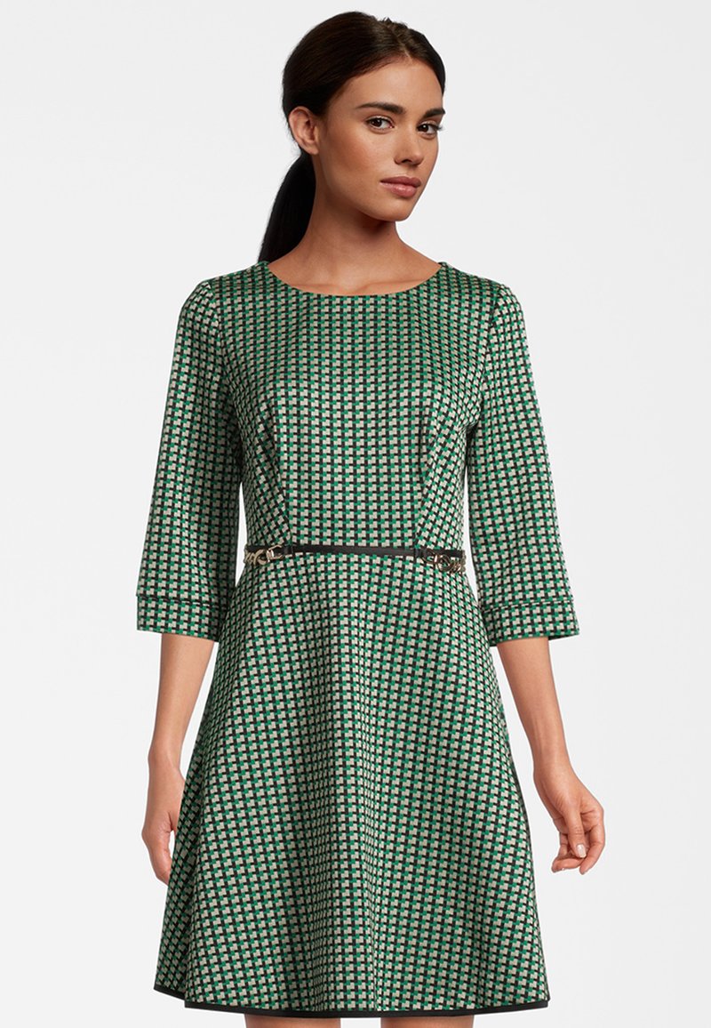 ORSAY PREJACK - Freizeitkleid - forest biome/grün - Zalando.de
