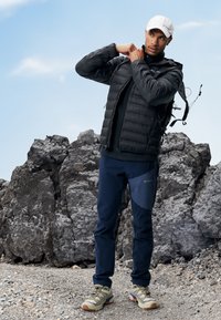 Columbia COLUMBIA TECH™ PANT - Õuepüksid - collegiate navy