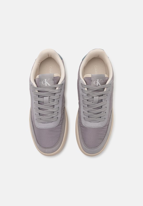 CLASSIC CUPSOLE  - Trainers2