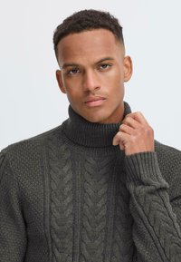 Blend Vesta - charcoal mix