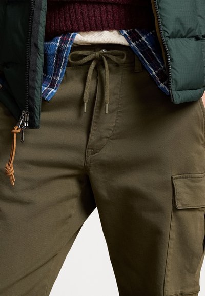 Polo Ralph Lauren STRETCH SLIM FIT KNITLIKE CARGO TROUSER - Pantaloni cargo - canopy olive