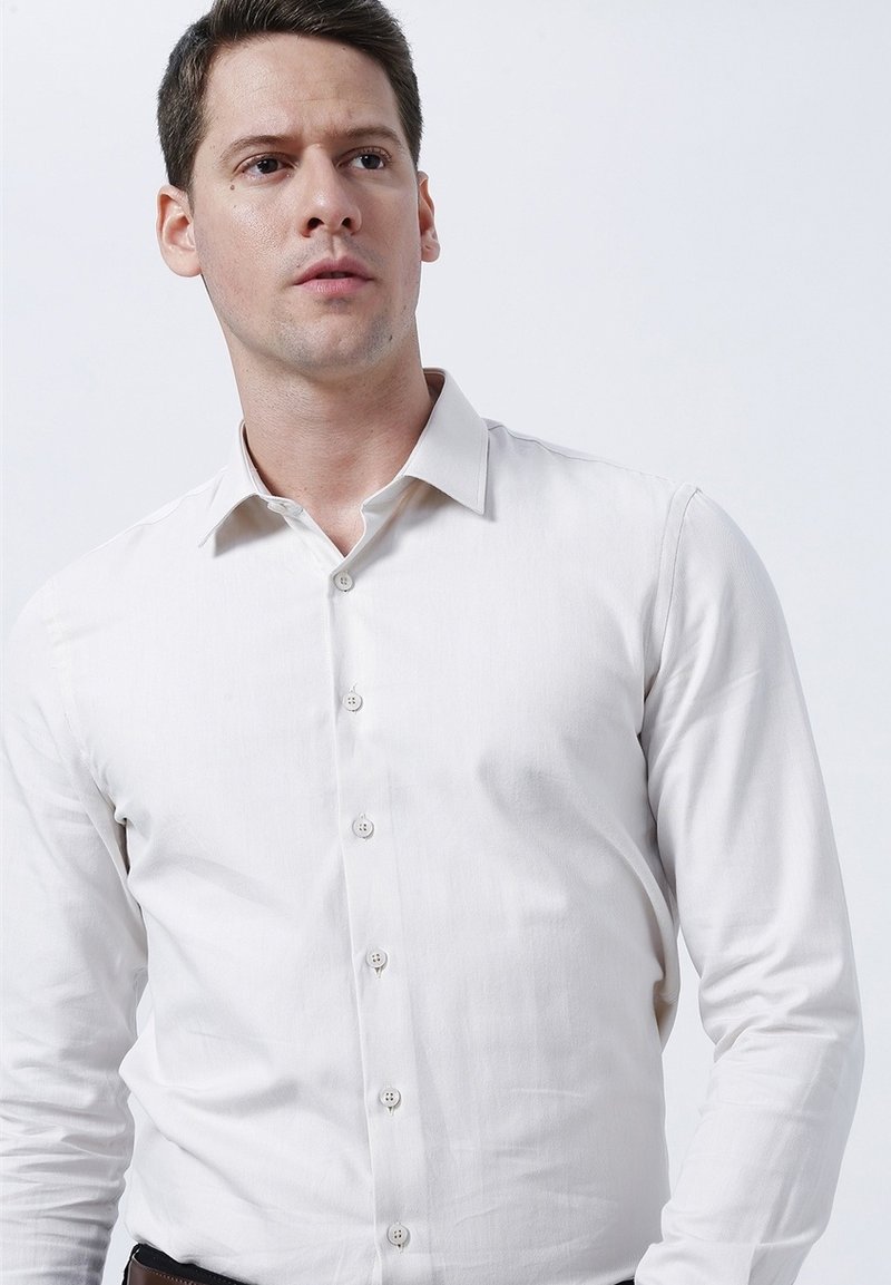 Herren Komplettanzüge | Fabrika Businesshemd beige - EX94473 Herren Komplettanzüge | Fabrika Businesshemd beige - EX94473