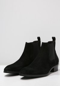KIOMI Botines - black