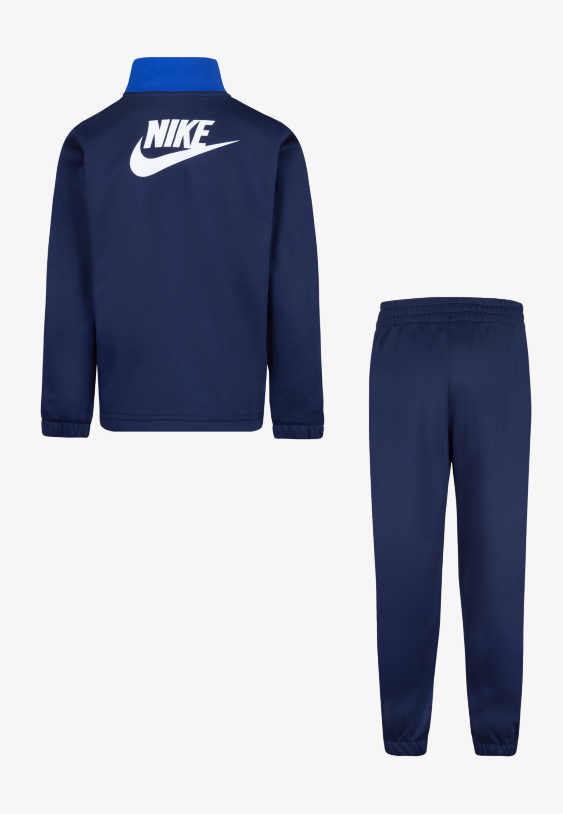 nike tracksuit lifestyle