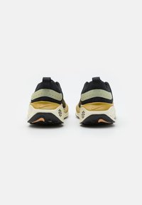 Nike Performance REACTX INFINITY  - Bėgimo batai plentui - black/sea glass/bronzine/olive aura/amber brown/coconut milk