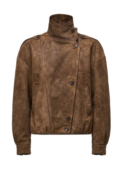 Braune Wildleder-Bomberjacke mit hohem Kragen, asymmetrischem Knopfverschluss, Schulterklappen und Seitentaschen.