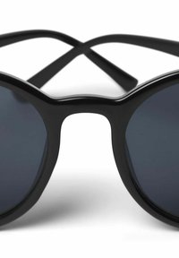 Jack & Jones Päikeseprillid - pirate black