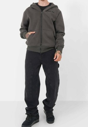 Jeansy Relaxed Fit