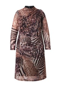 Langärmliges Kleid mit Schlangen- und Zebra-Muster in erdigen Tönen von Braun, Beige und Schwarz, aus strukturiertem Stoff und mit hohem Kragen.