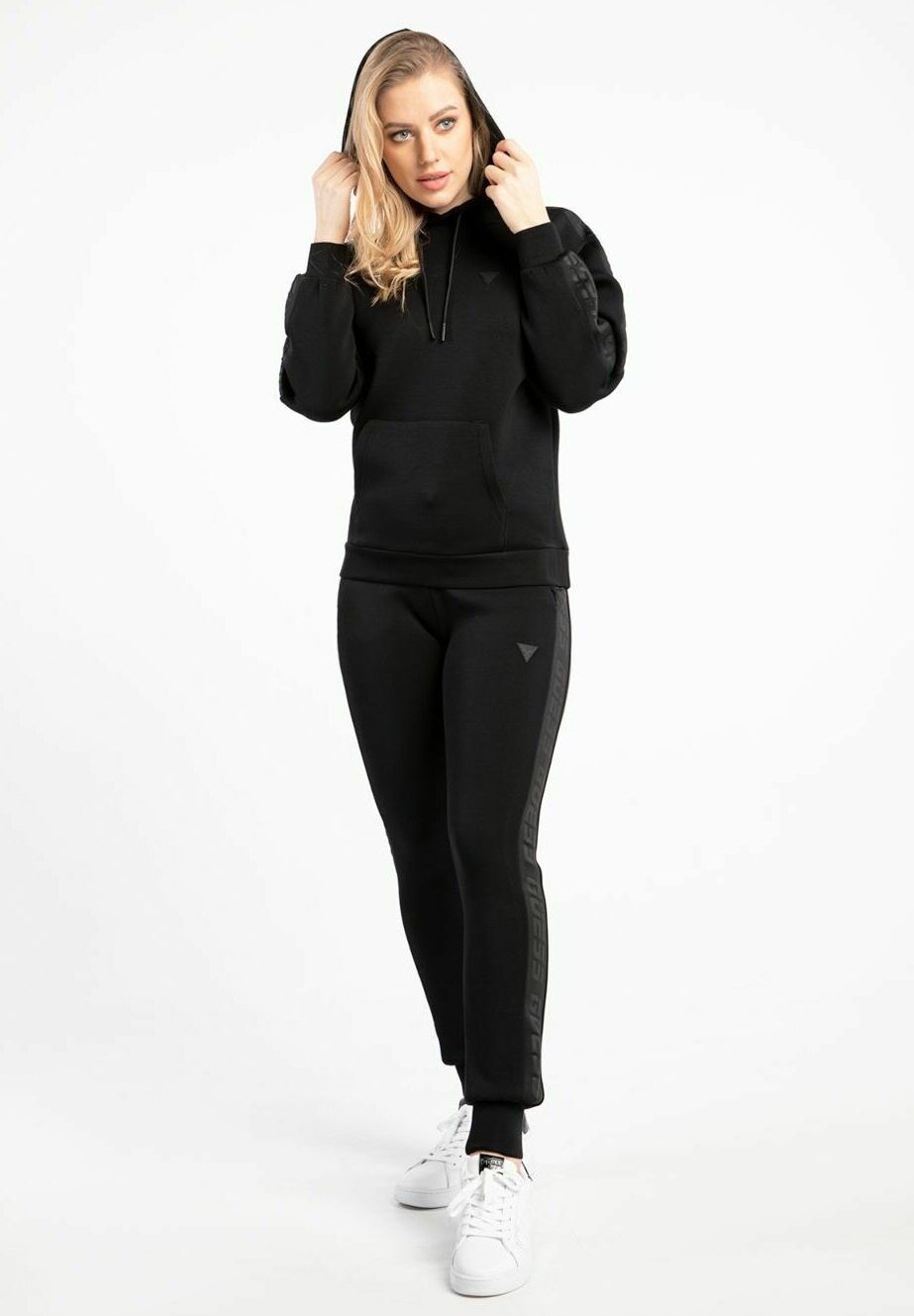 guess sweatshirt dam