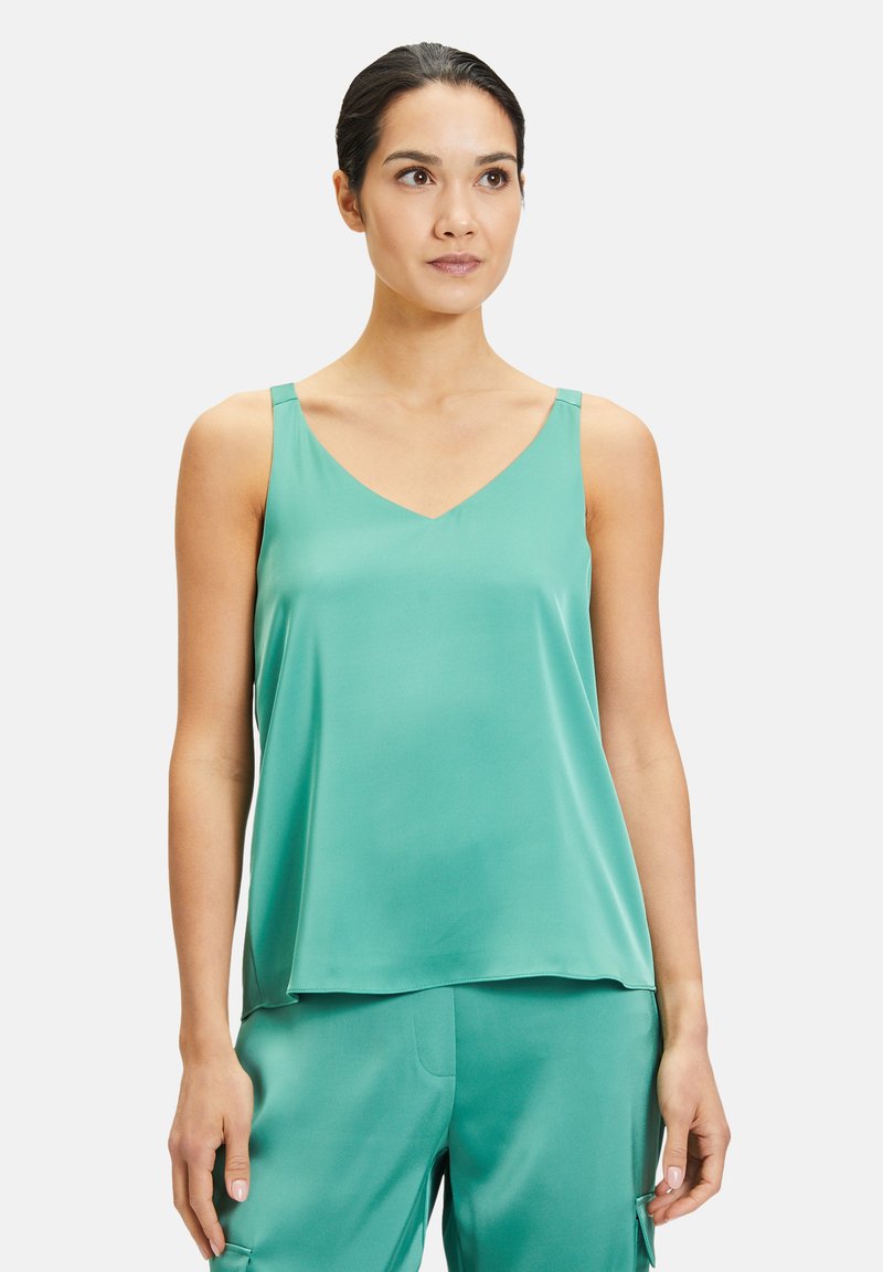 Vera Mont MIT V-AUSSCHNITT - Blouse - silky green