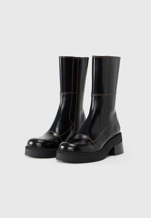 Κατάταξη 15: MIISTA - HEYA - Μπότες