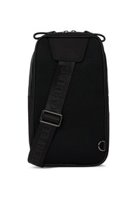 Zaino nero con pannello in rete, tracolla regolabile con dettagli del logo e chiusura a cerniera. Forma rettangolare compatta.