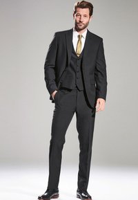 Unselected, black
