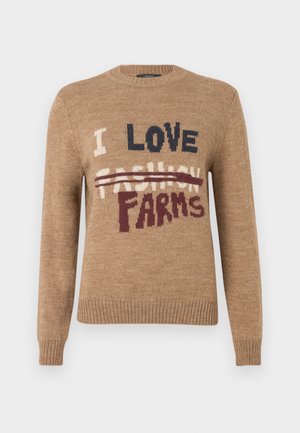 Rjavi pulover z okrolim izrezom, na katerem je napis "I LOVE FA" z enojno črto čez in "FARMS" v kontrastnih temnih barvah. Robovi z rebrastim tkanjem na manšetah in spodnjem robu.