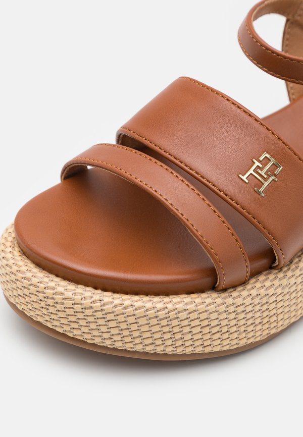 ERIKA - Sandals - cognac3