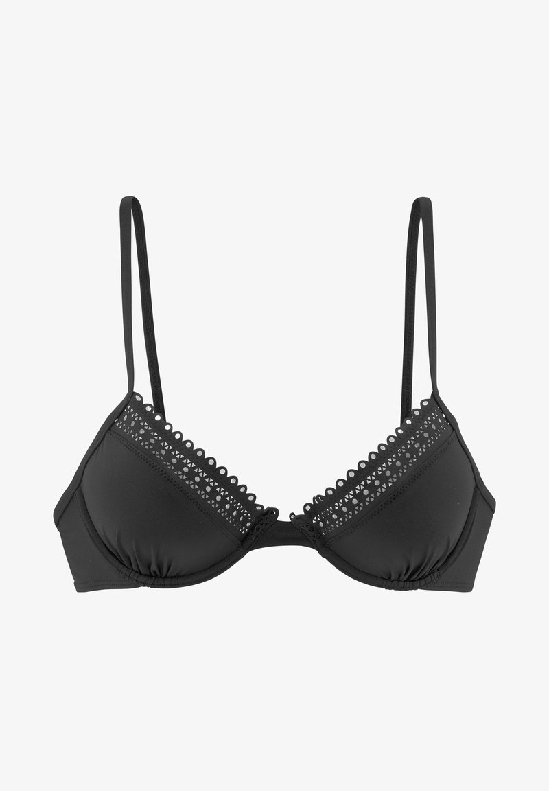Zwarte bikini-bh met verstelbare banden, zachte padded cups en een kantachtige uitsnijding langs de bovenrand. Glad textuur van de stof.