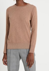 Banana Republic Strickpullover - camel