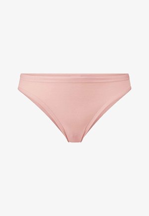 Roze katoenen damesondergoed in bikini-stijl met elastische tailleband en gladde afwerking, afgebeeld op een witte achtergrond.