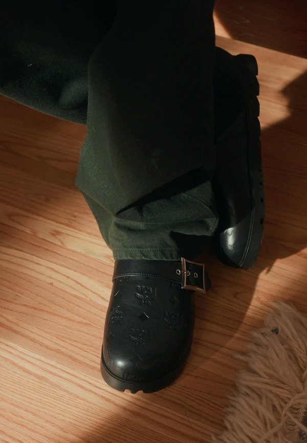 FLAT MULES UNISEX - Mules4