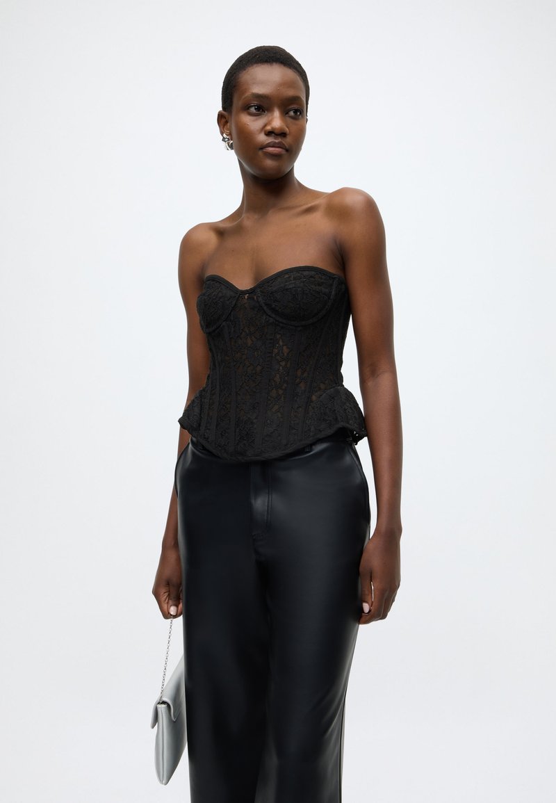 Party Going Out Top GUESS Dundas Sequin Bustier Top In Gold GUESS Fia Top Party Going Out Top GUESS Dundas Sequin Bustier Top In Gold GUESS Fia Top