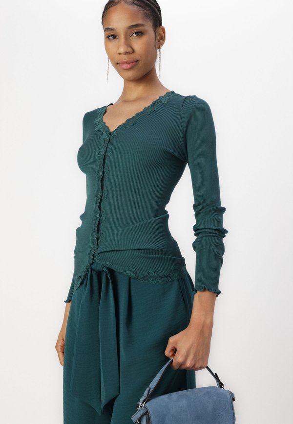 Cardigan - sea moss3