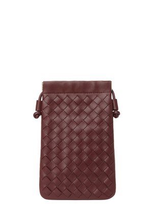 SHOULDER - Taštička na mobil - wine red