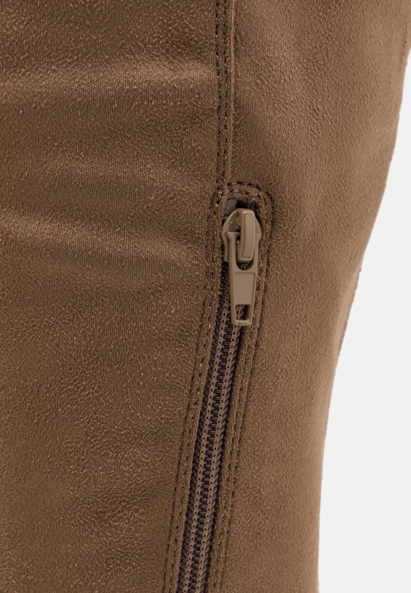 Over-the-knee boots - beige3