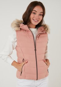 LELA REGULAR FIT - Strukirani kaput - powder pink