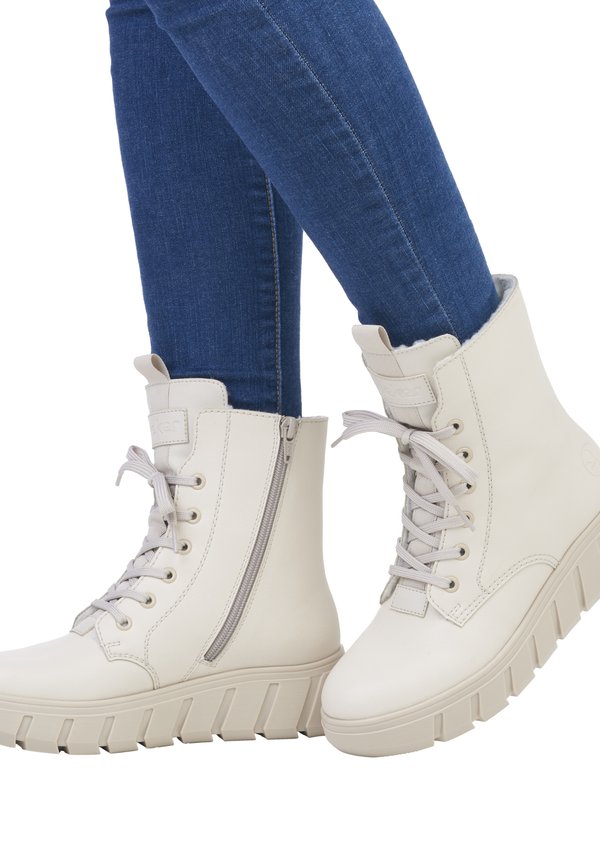 Snowboot/Winterstiefel - hellbeige