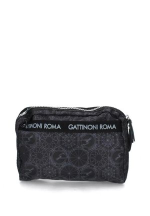 Pochette cosmetica nera con motivo geometrico, dotata di chiusura a zip e una fascia con il logo "Gattinoni Roma." Texture liscia.