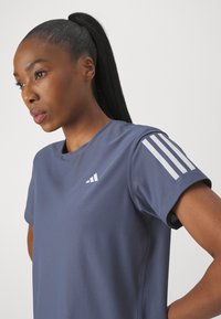 adidas Performance TEE - Sports T-shirts - preloved ink