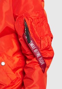 Alpha Industries Blusão aviador - atomic red
