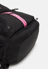 Jordan JAN SPORT BACKPACK - Pārgājienu mugursoma - black/pinksicle