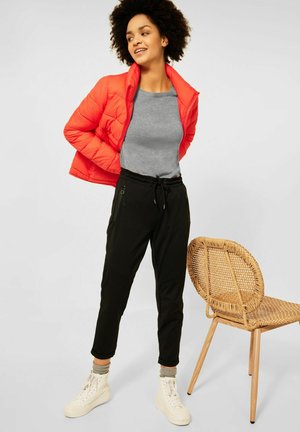 BASIC - Jumper - grau