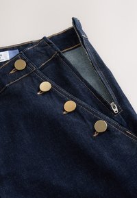Next GOLD BUTTON FRONT WIDE  - Wide leg - denim rinse