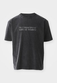 - T-shirt z nadrukiem