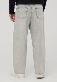 Terranova ACID WASH SUPER - Jeans baggy - grigio denim