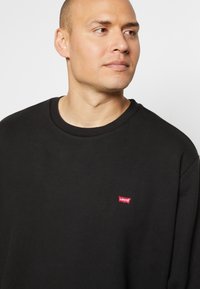 Levi's® Plus ORIGINAL CREW - Camisola - mineral black