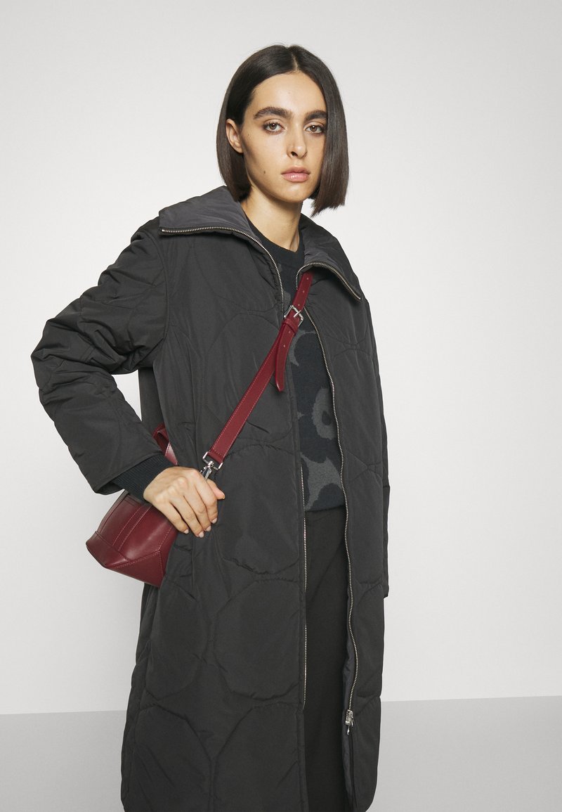 Marimekko KURTIINI KIVET LIGHTWEIGHT COAT - Classic coat - black 