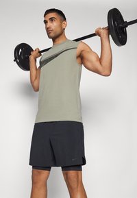 Nike Performance - Top