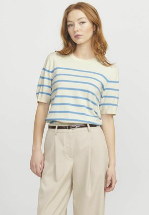 JXLAYLA COMFY - Print T-shirt - vanilla ice