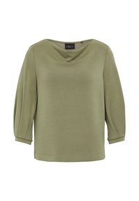 Un haut vert olive en tissu doux avec décolleté drapé et manches trois-quarts ornées de détails froncés, conçu pour un ajustement décontracté.