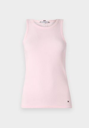 Heled roosa ribaga ilma varrukateta särk ümmarguse kaeluse ja väikese logoga aktsendi alumises vasakus servas. Pehme kangast tekstuur.