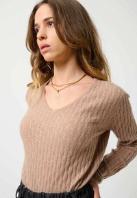 Authentic Cashmere COL V - Striktrøje - mottled camel