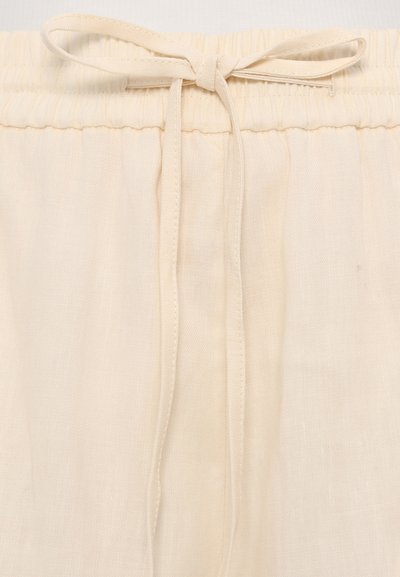 sandro Shorts - ecru